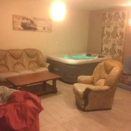 Appt Plein Sud Avec Jacuzzi Privatif A 300m Plage