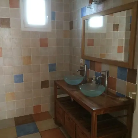 Appt Plein Sud Avec Jacuzzi Privatif A 300m Plage 公寓 *