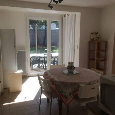Appt Plein Sud Avec Jacuzzi Privatif A 300m Plage 公寓
